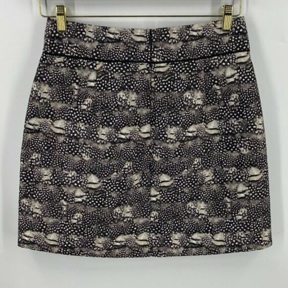 J. Crew A-line Feather Print Mini Skirt In Black, Grey & White Size 2 - Picture 5 of 12